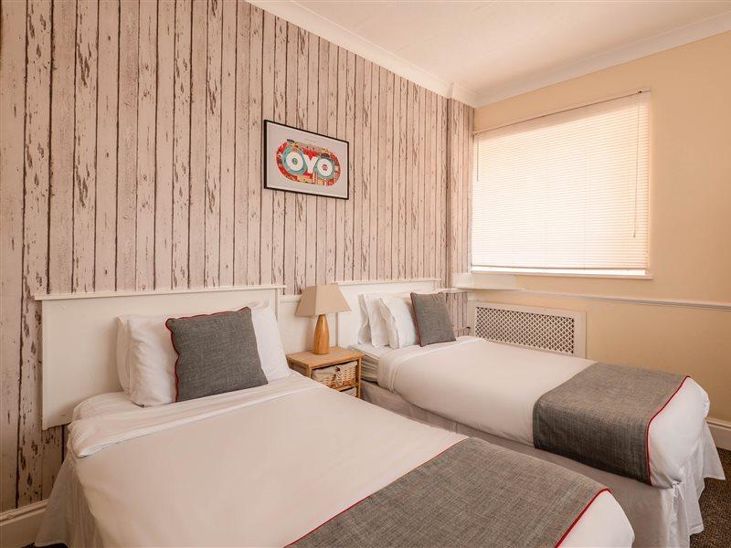 Oyo Pier Hotel ריל מראה חיצוני תמונה
