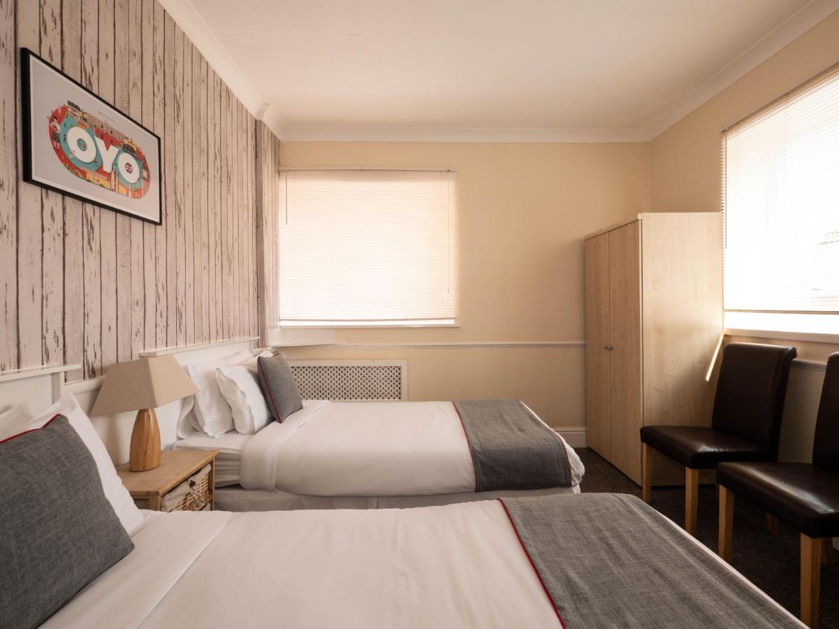 Oyo Pier Hotel ריל מראה חיצוני תמונה