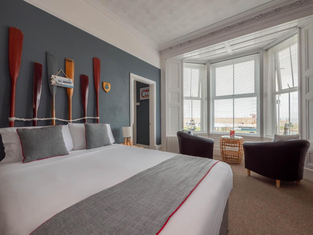 Oyo Pier Hotel ריל מראה חיצוני תמונה